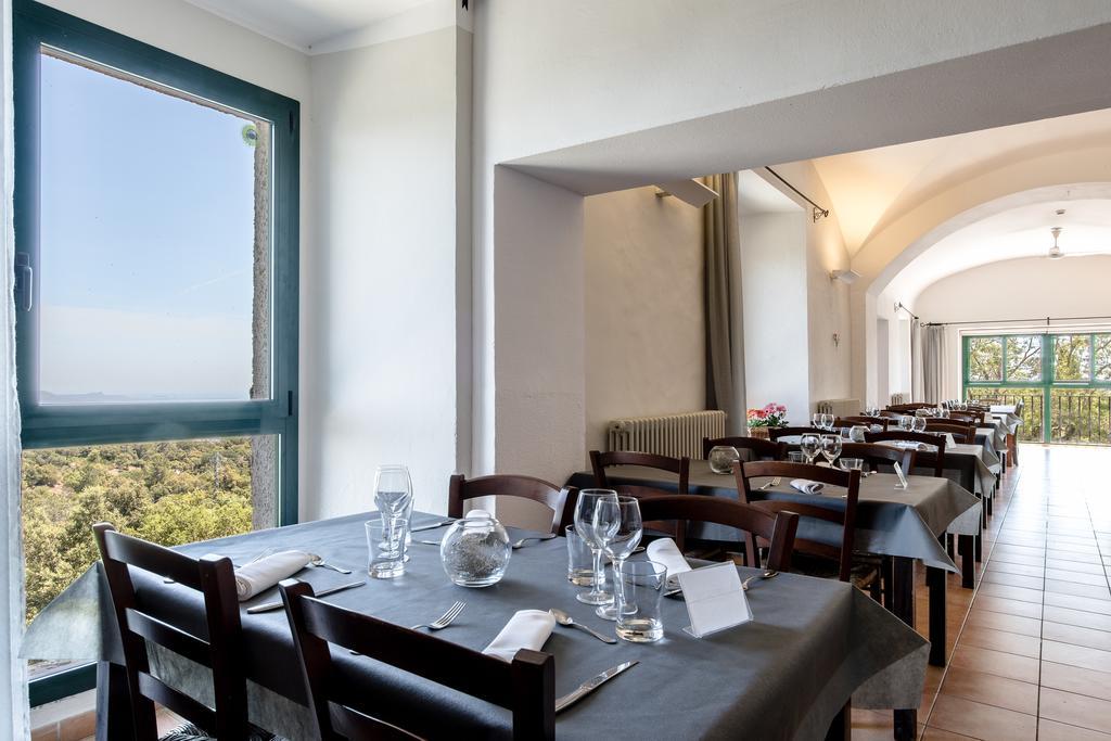 Hostatgeria Restaurant Els Angels Hotel Madremanya Buitenkant foto